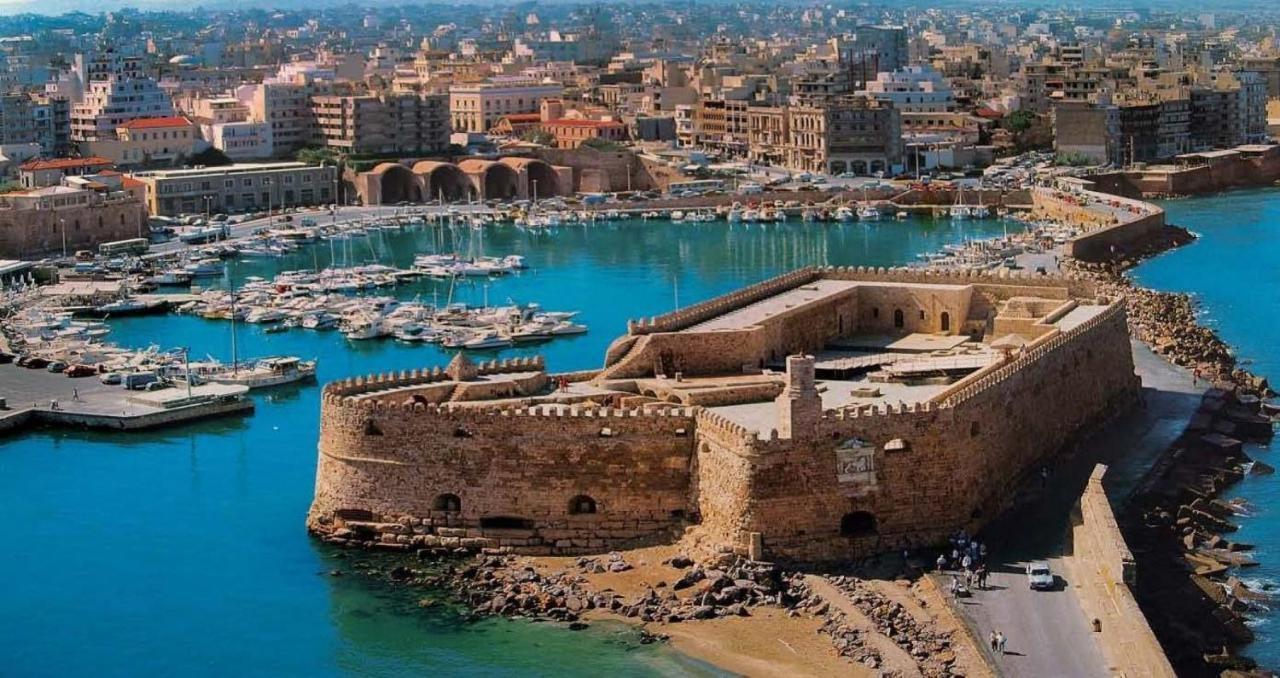 Spacious Fully Equipped 3Bd 2Bath Apt In The Heart Of City With Balconies Ac And Fast Wifi #1 Heraklion  Luaran gambar